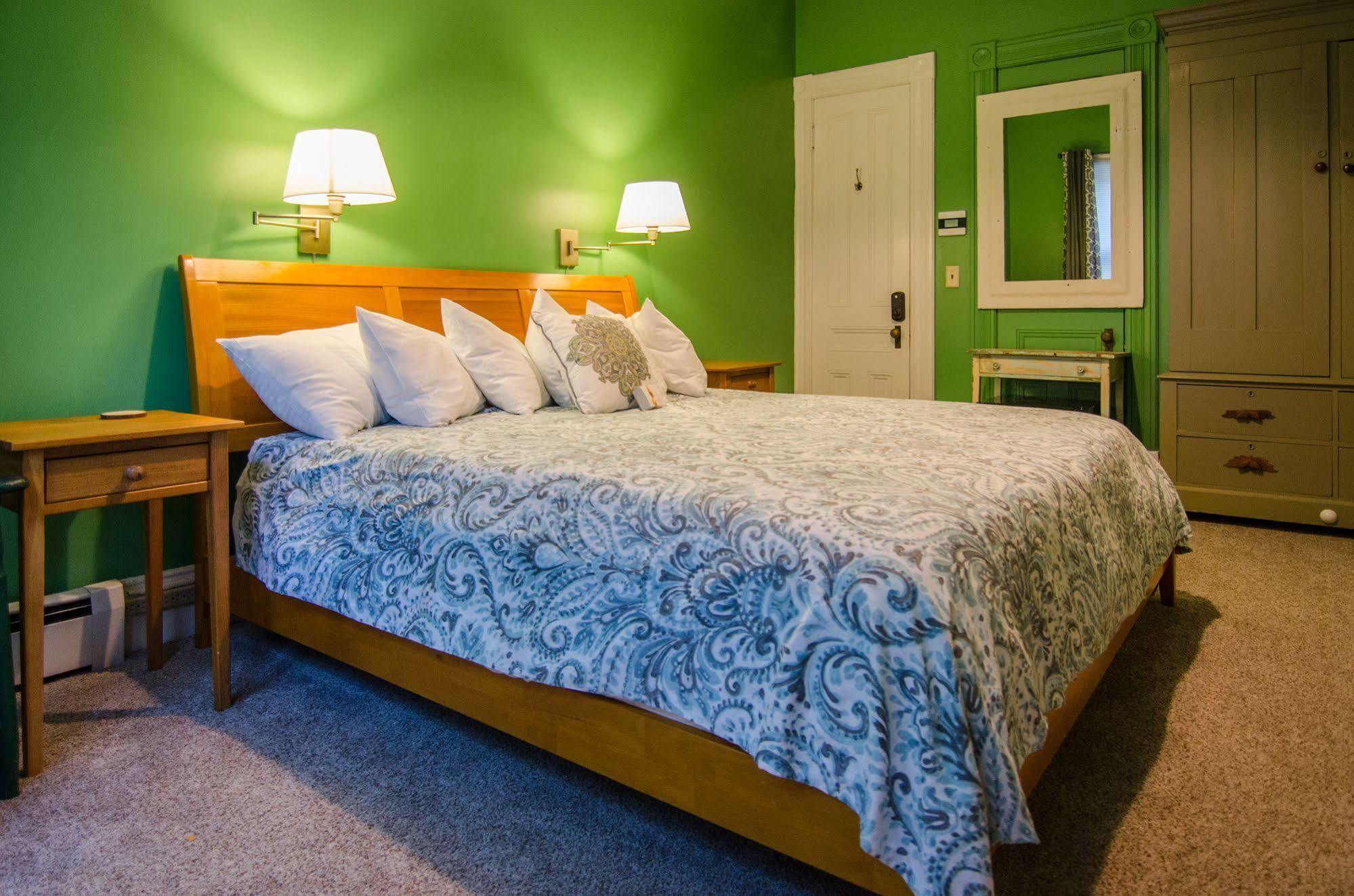 Heart Of The Village Bed & Breakfast In Shelburne Vt Luaran gambar